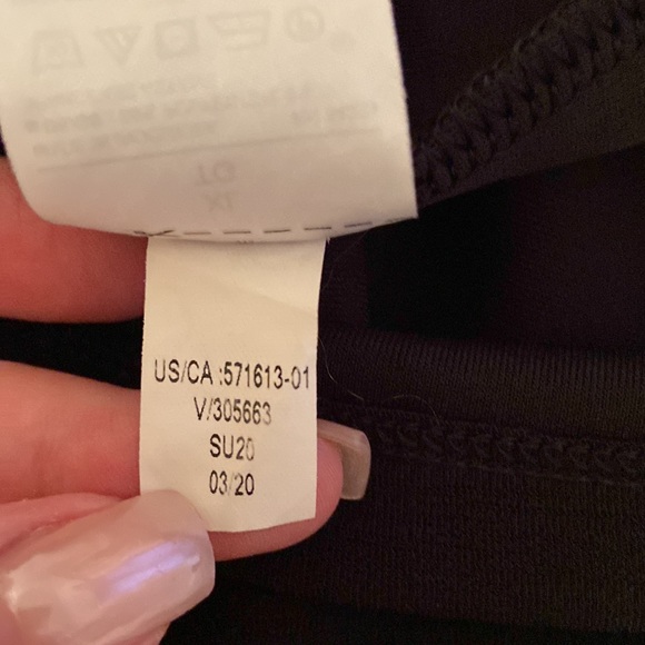 2for $20: Banana Republic LBD 🖤 - Picture 12 of 12